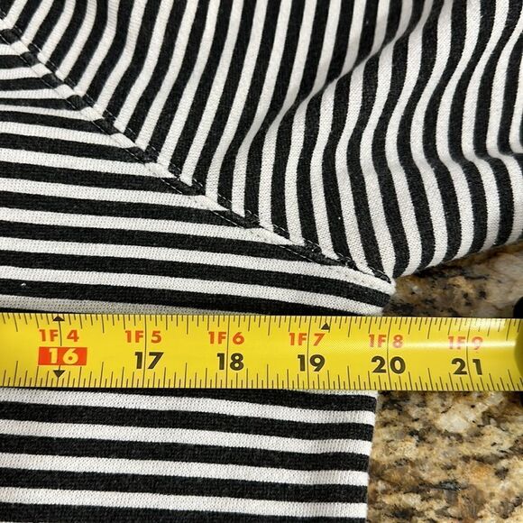 Billabong White And Dark Gray Striped Cotton Blend Zip Up Hoodie Size S - Picture 8 of 9